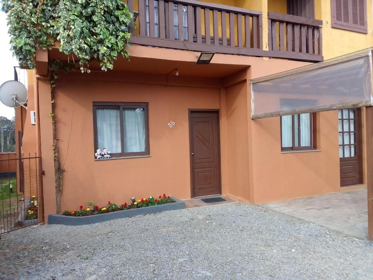 Residencial Dom Celeste Canela Bagian luar foto
