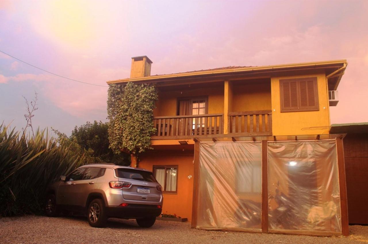 Residencial Dom Celeste Canela Bagian luar foto